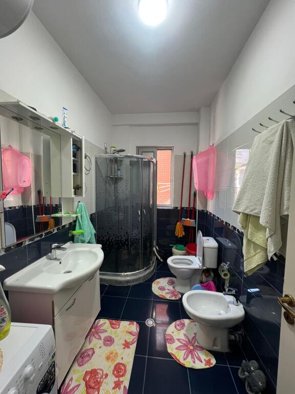 Fresk Shitet Apartament 2+1