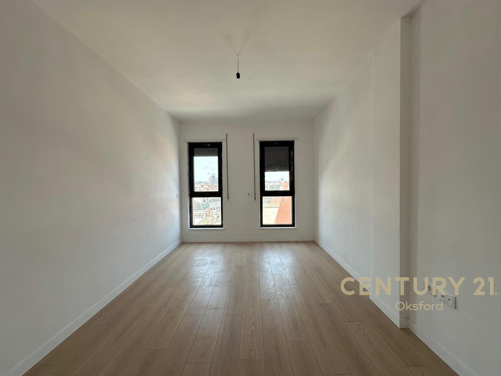 Apartment 3+1+2 for sale, near the Paris Municipality!