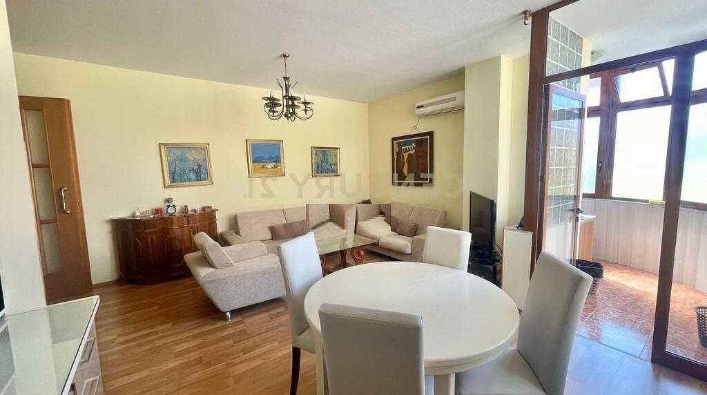 APARTAMENT 1+1 ME QERA, QENDER-TIRANE