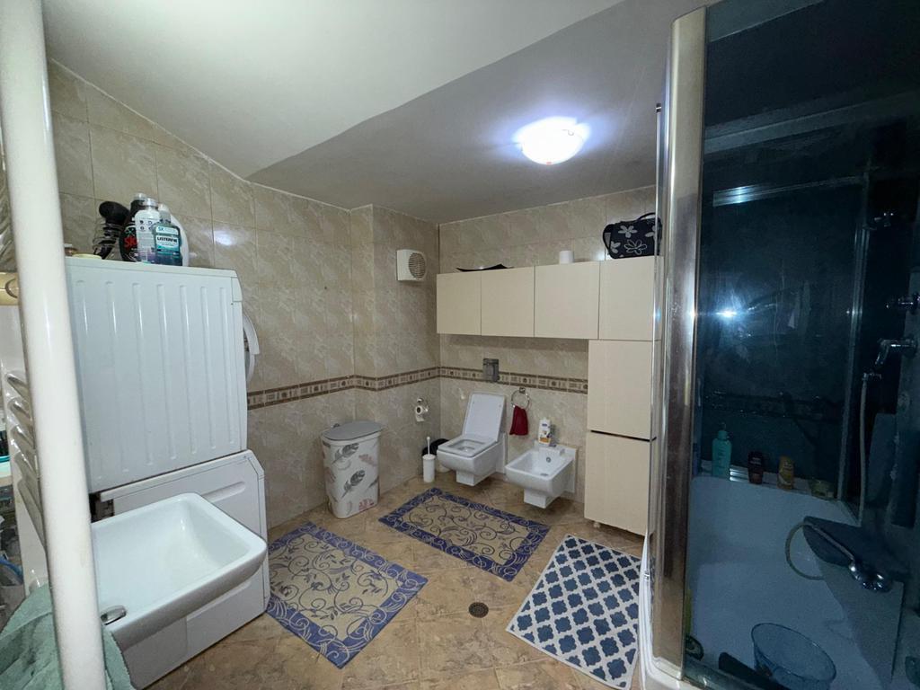 In Affitto Papafingo/Duplex di lusso 3+1+2 con veranda, posto auto privato e ascensore personale
