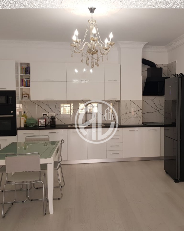 🏡 Shitet Apartament 3+1+2 – Qendër Durrës, pranë Bulevardit, Lagja 11