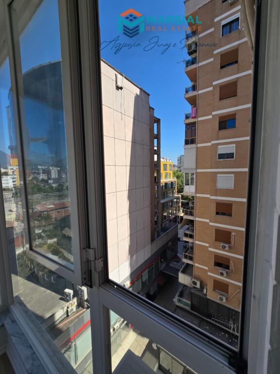 Apartment 1+1, Usluga, Train Station