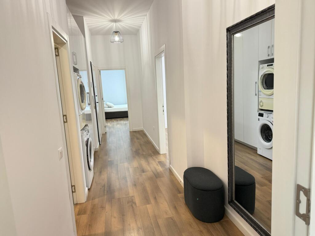 📢 Rent – Apartment 2+1+2 + Parking 📍 21 Dhjetori, Kavaja Street – SQ21 Complex 💶 Price: 1,000 €/month