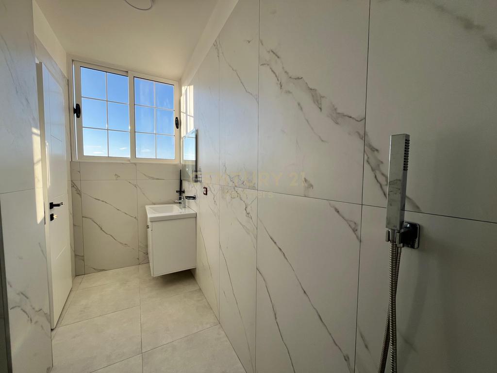 PENTHOUSE NE SHITJE PERBALLE DELIJORGJIT!