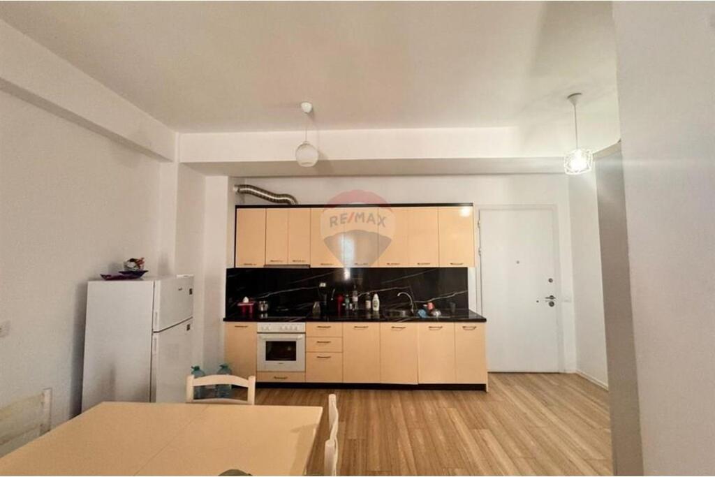 Apartament 2+1 per Qira tek Kompleksi Mangalem !