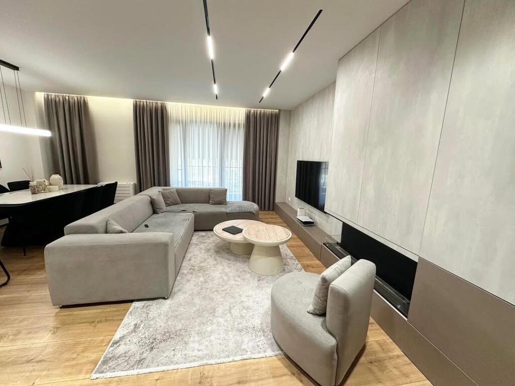 APARTAMENT 2+1+2+POST PARKIMI NE SHITJE - LIQENI I THATE