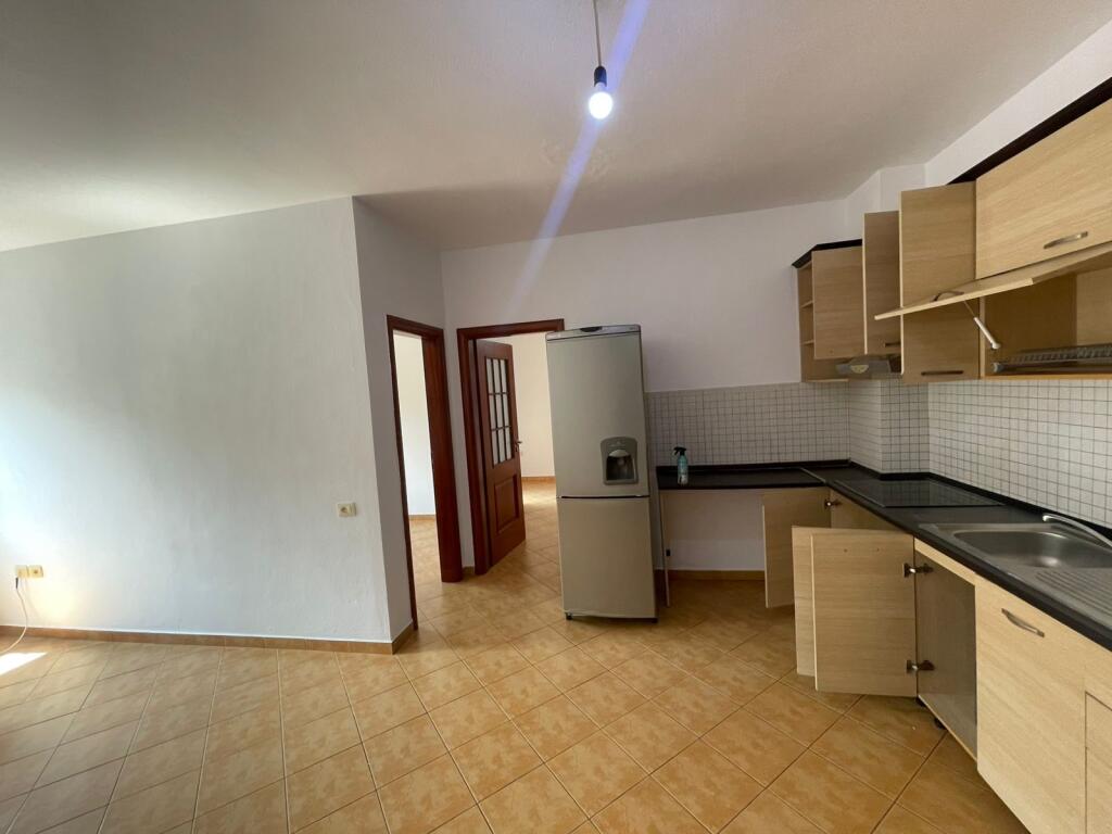 Appartamento 2+1 in affitto ad Astir !