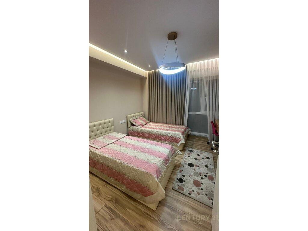 Apartment for rent 2+1+2, in Xhamllik!