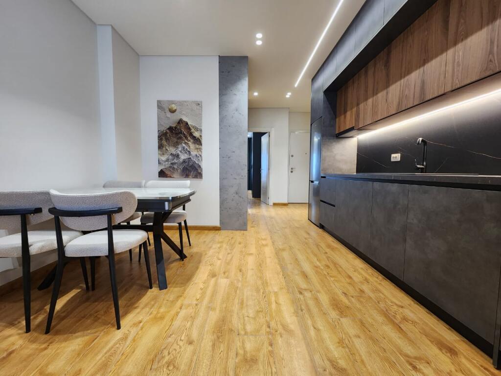 SHITET: Apartament LUKSOZ 1+1 – Kompleksi VIND, 75 m², Ali Demi 📍169K