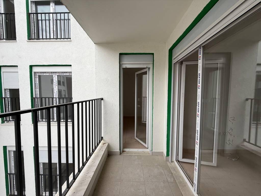 Appartamento 1+1 in Affitto per Uso Abitativo o Ufficio – Zona 5 Maji