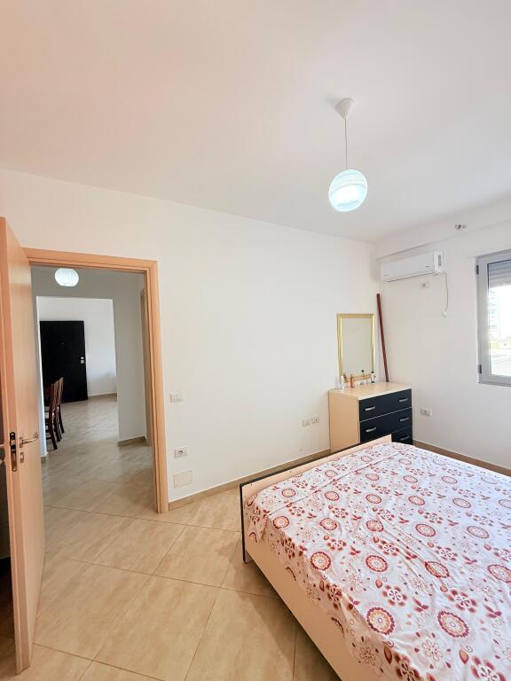 ✨ Apartament 1+1 me Qira – Lungomare, Vlorë ✨