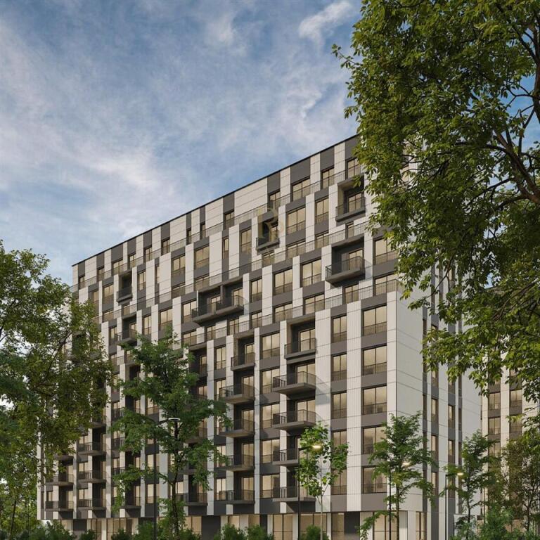 Shitet apartament 1+1 te Rruga 5 Maj