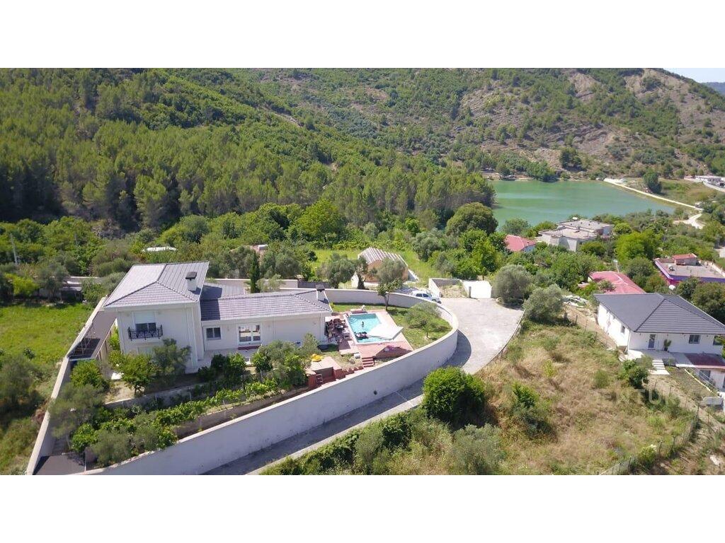 Private Villa for Rent – Vaqarr, Tirana