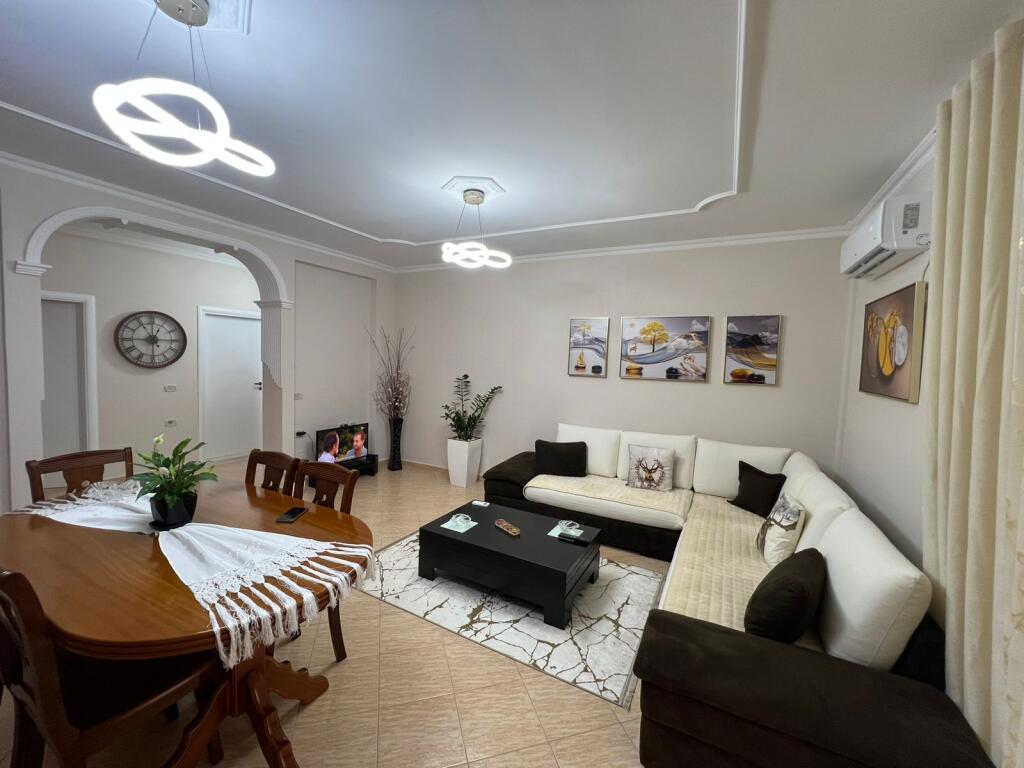 Apartament Per Qera Tek Rruga e Cipajve
