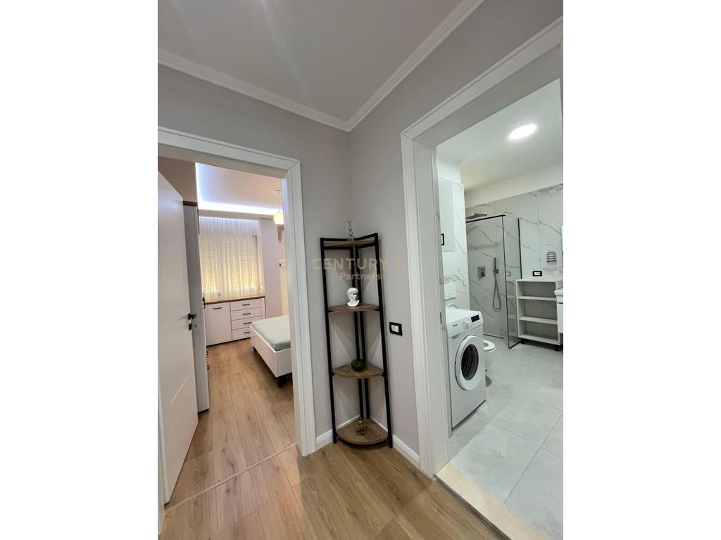 PENTHOUSE NE SHITJE PERBALLE DELIJORGJIT!