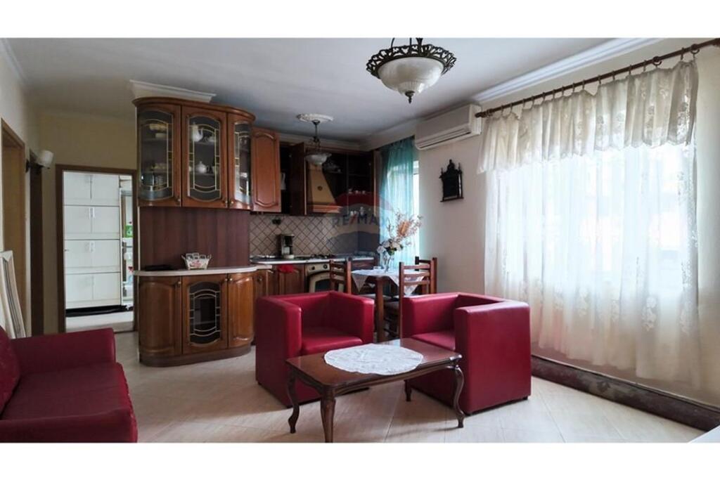 APARTMENT FOR RENT 3+1+2 NEAR PETRO NINI !