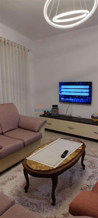 Apartament 1+1 me qera tek 21 Dhjetori ne Tirane
