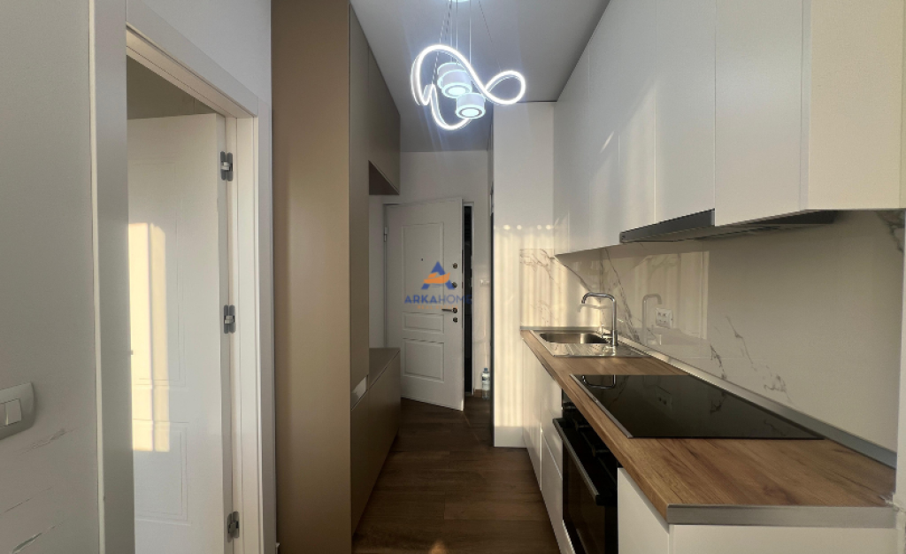 STUDIO APARTMENT FOR RENT 40M2 "AT WILLSON SQUARE" 500 EURO