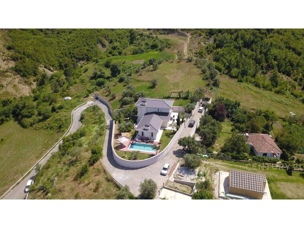 Private Villa for Rent – Vaqarr, Tirana