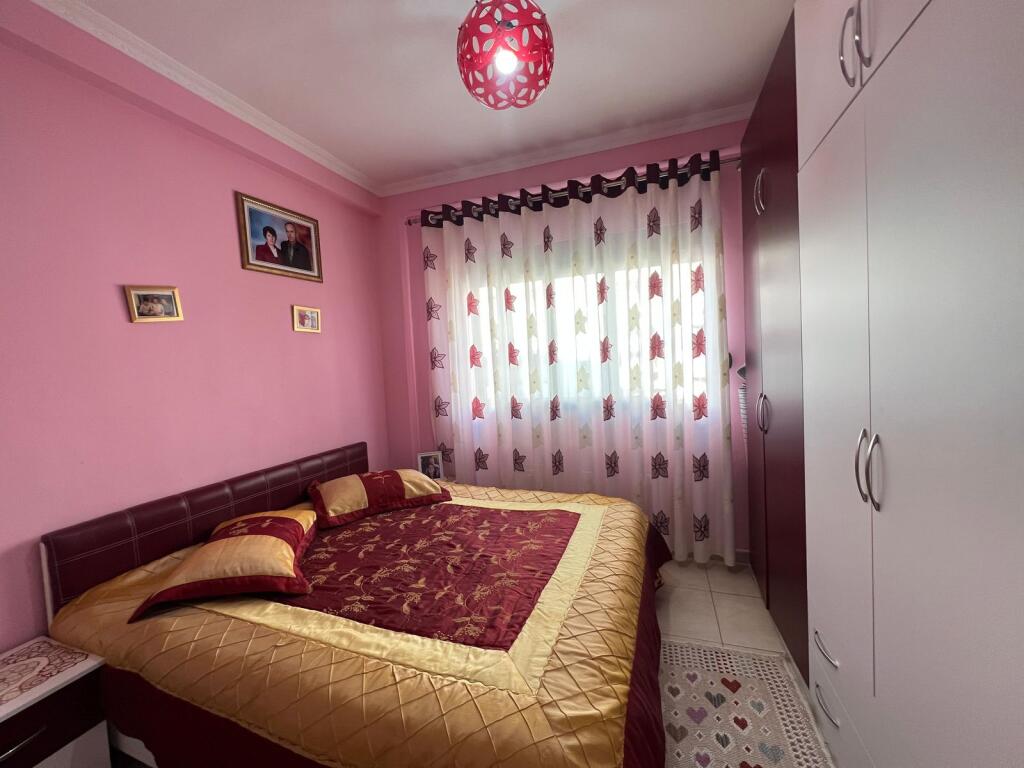 Fresk Shitet Apartament 2+1
