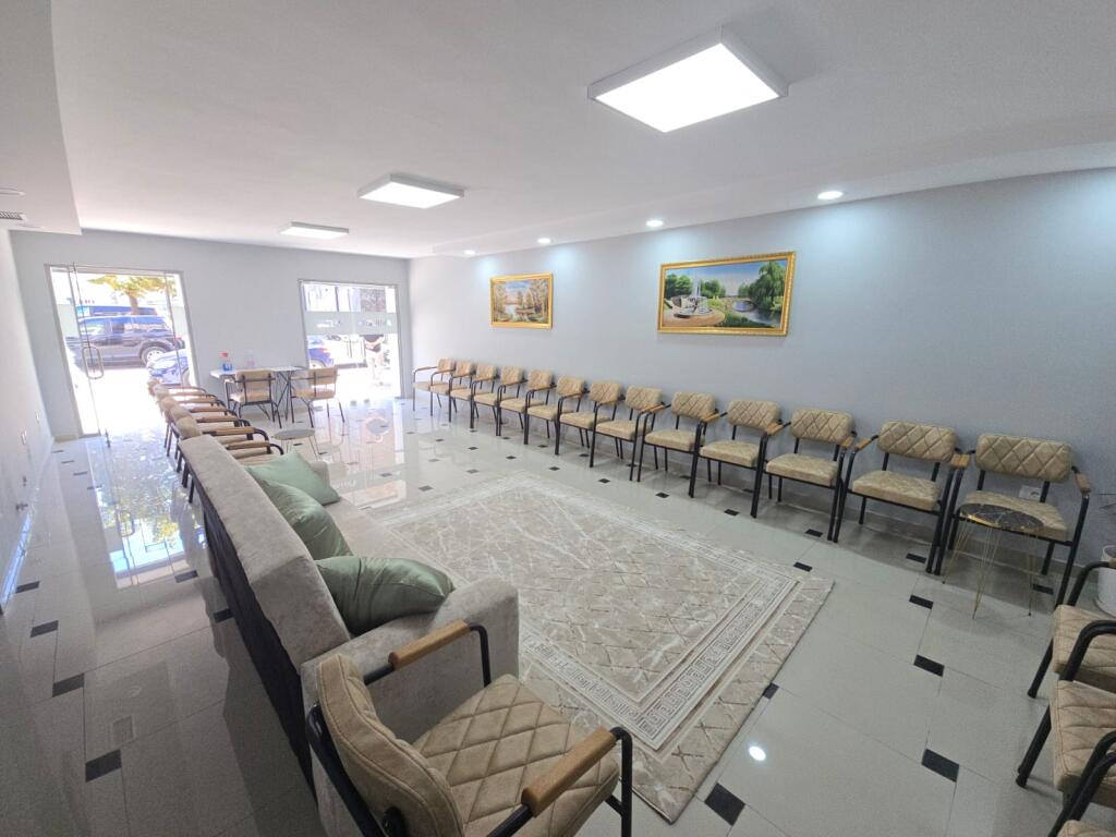 JEPET ME QERA AMBJENT BIZNESI PRANE MARKATES DURRES