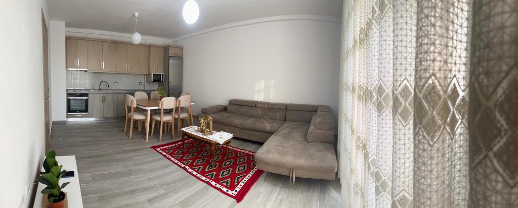 Apartament me qera 3+1