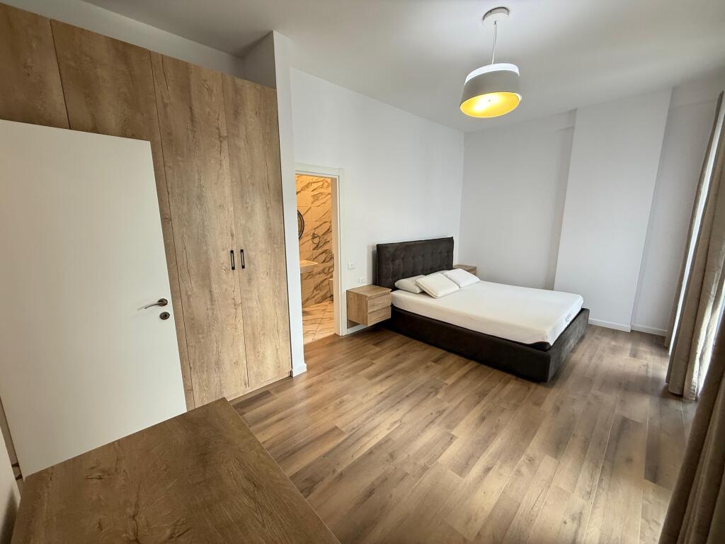 📢 Rent – Apartment 2+1+2 + Parking 📍 21 Dhjetori, Kavaja Street – SQ21 Complex 💶 Price: 1,000 €/month