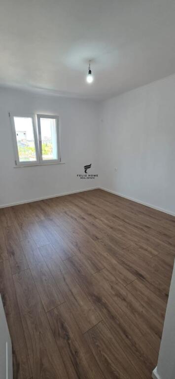 SHITET APARTAMENT 1+1 BULEVARDI ZOGU 1 155.000 EURO