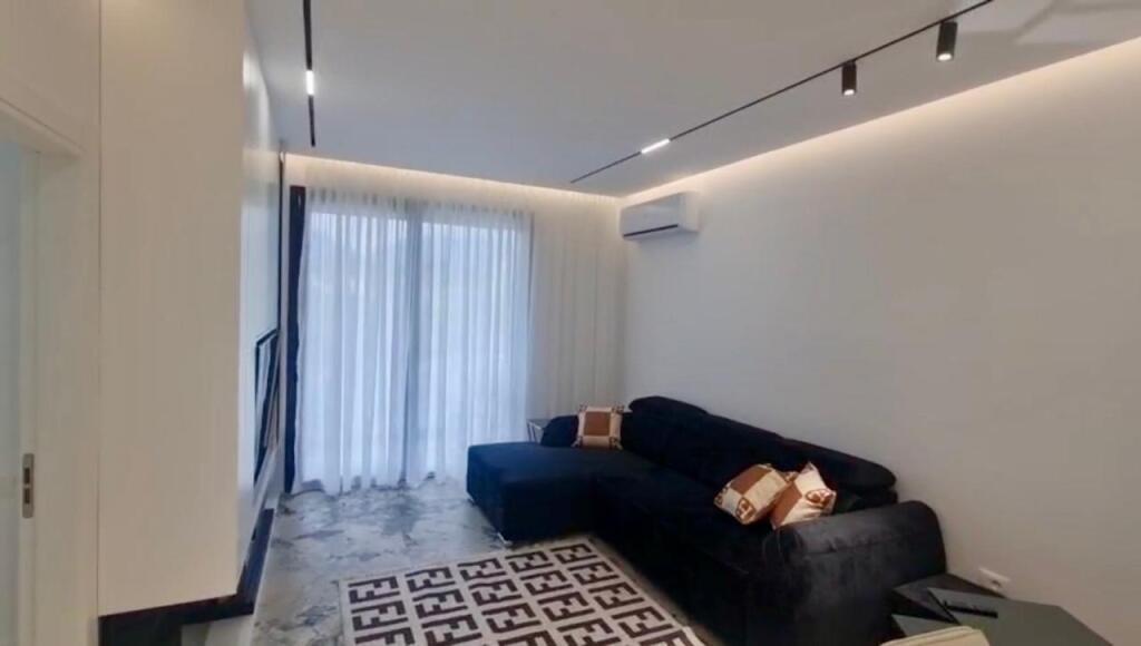----APARTAMENT 1+1 ME QIRA  LIQENIT ----