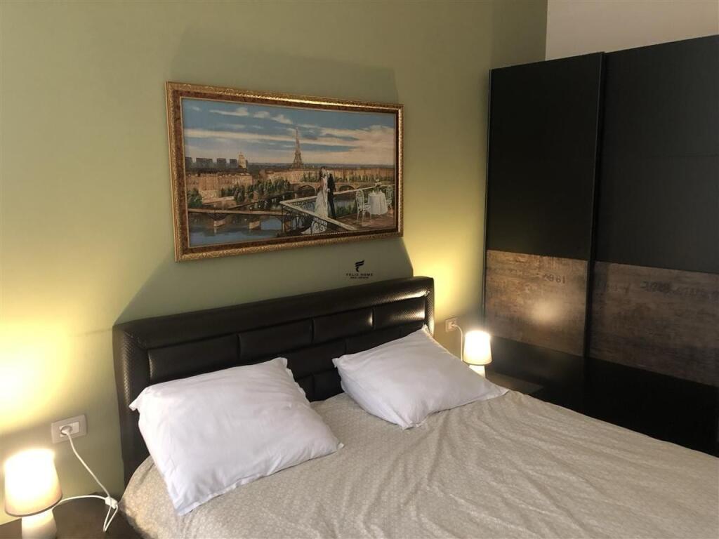 APARTAMENT ME QERA 1+1 PAZARI RI 700 EURO