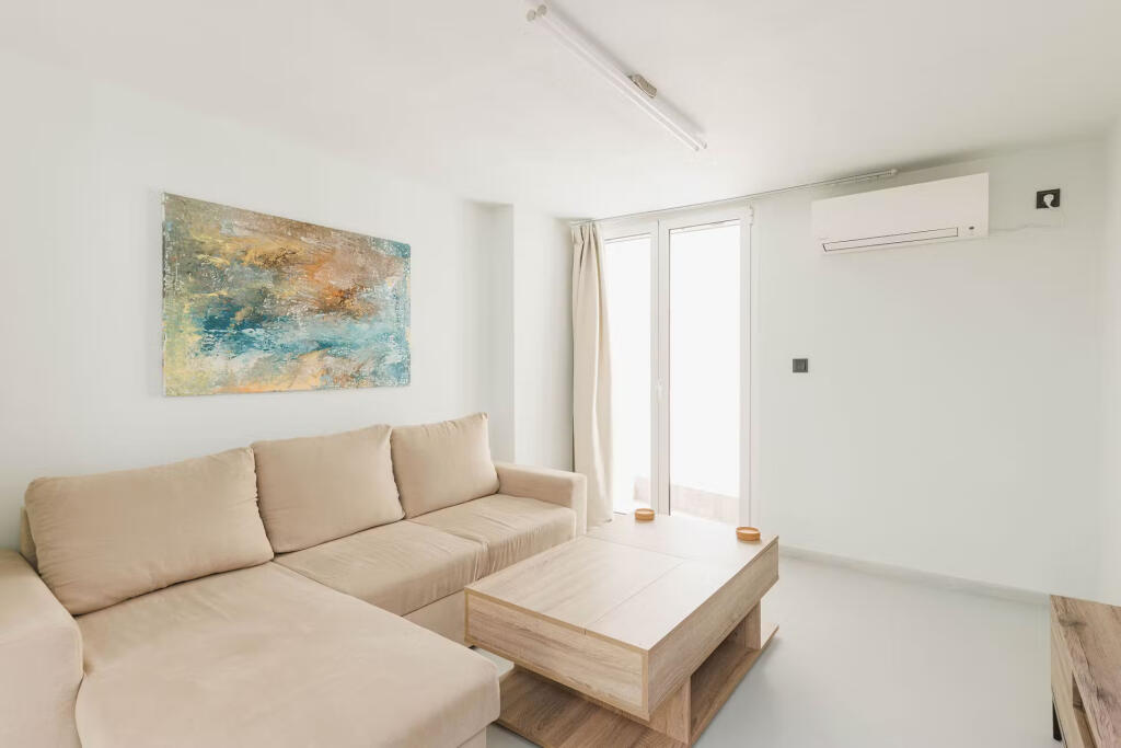 Appartamento In Affitto 3+1+2 A 21 Dhjetori (ID B230108) Tirana