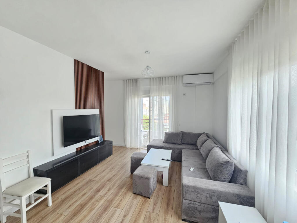 Apartament me Qera 2+1 tek Liqeni i Thate (ID B2201444) Tirane.