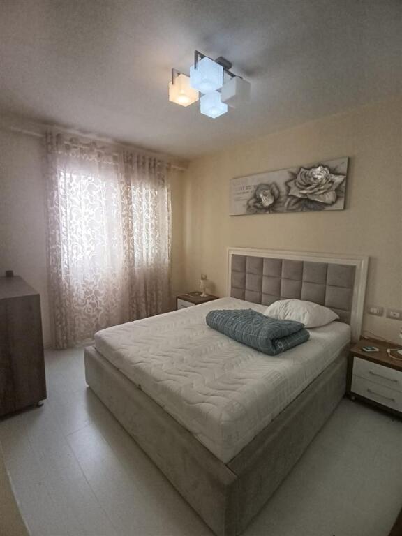 AFFITTASI 1+1 LAGO ASCIUTTO 500 EURO