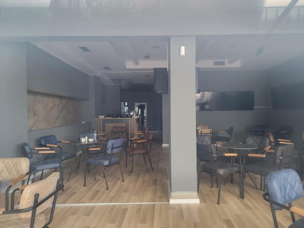 SHOP FOR SALE NEAR SPAK 85M2 370,000 EURO