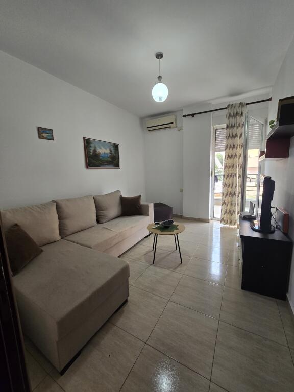 Apartament 1+1 me Qira Ambasda Amerikane