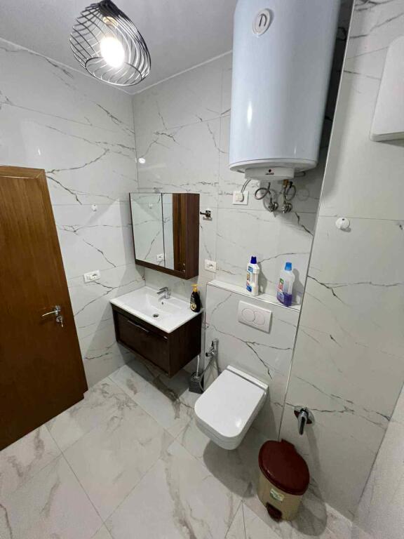 FOR RENT 3+1+1 DIBRA STREET 65,000 LEKE