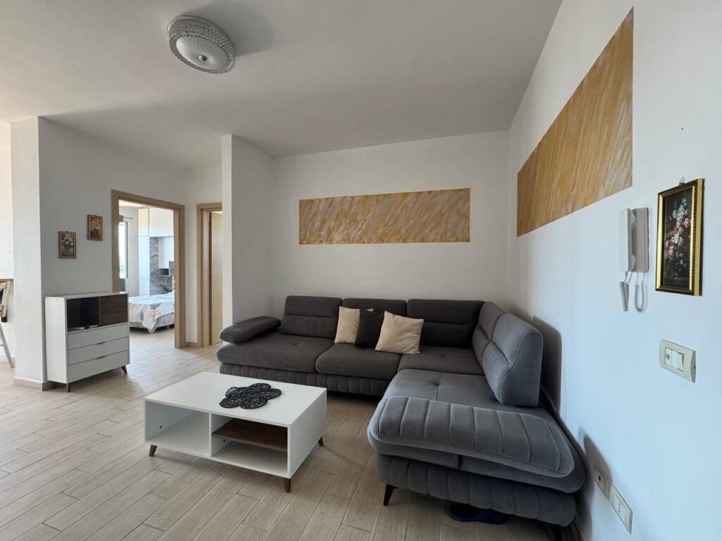 Appartamento 1+1 in Affitto. Durres, Plepa