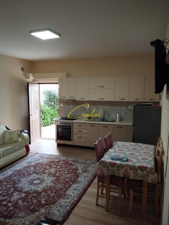 APARTAMENT ME QERA 2+1 SAUK 35.000 LEKE