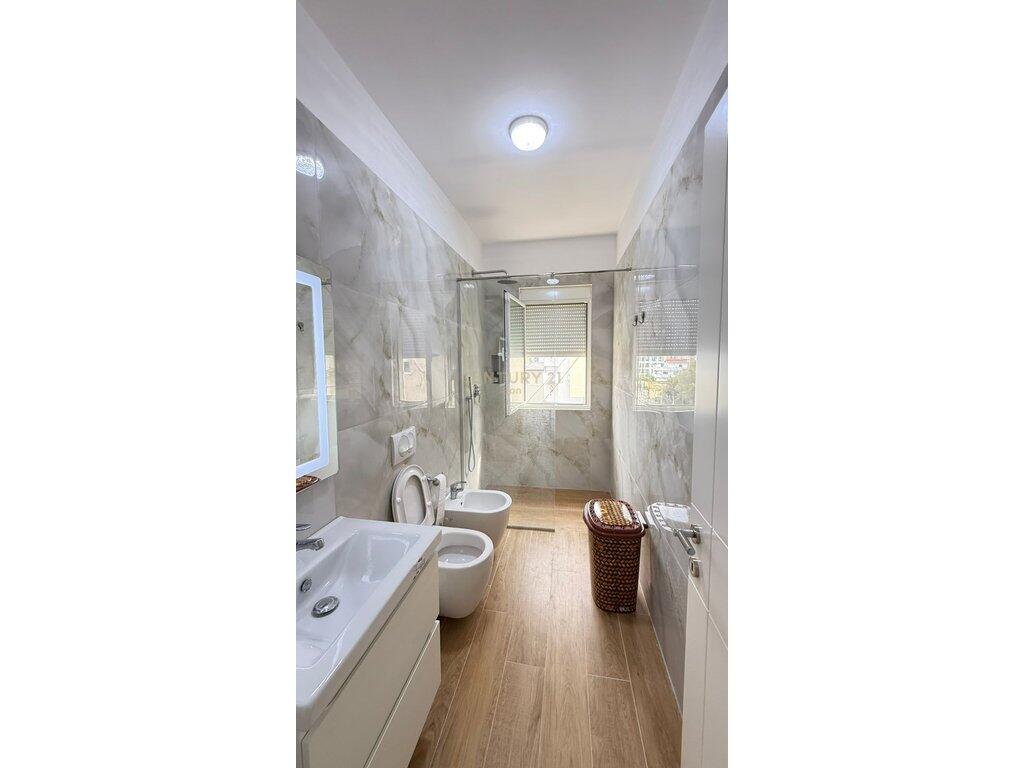 FOR RENT APARTMENT 2+1+2 , NEAR THE INDUSTRIAL MARKET IN DURRES !