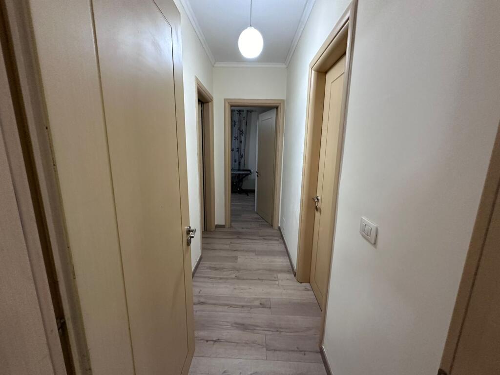 Qera 2+1+2 Luxury Astir/ Market Jata