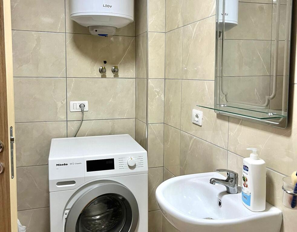 For Rent: 3+1+2wc Apartment 📍5 Maji (Near Roundabout) - 3rd Floor - Building 2025 - €750 - 130m² || Newly Furnished 🔥