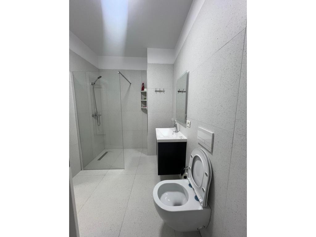 🏡 Affittasi Appartamento 2+1 + Posto Auto – Mercato Elettrico