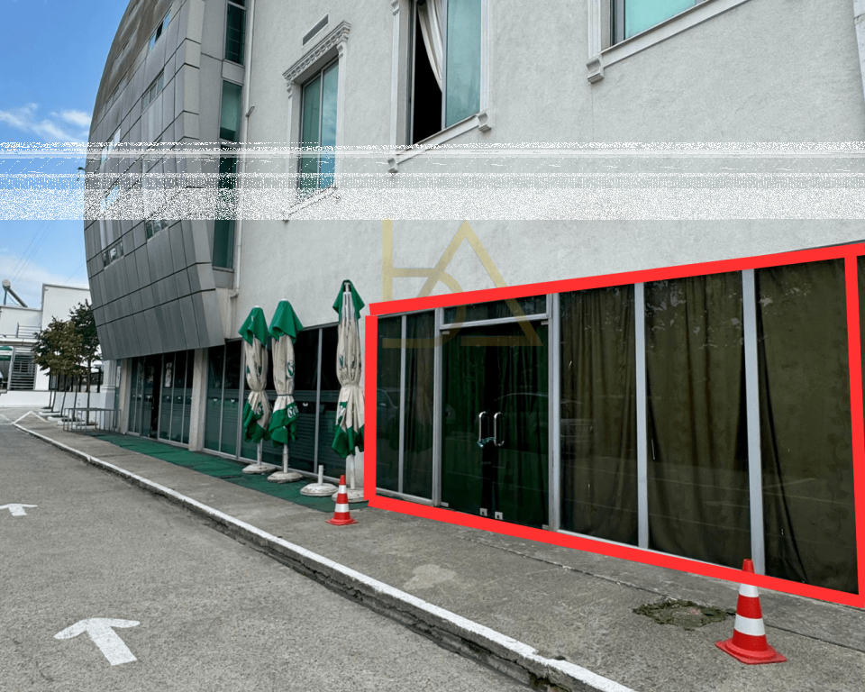Locale commerciale in affitto a Vorë – 500 €/mese