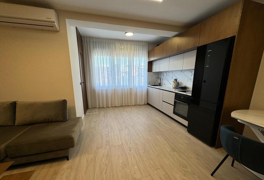 Studio apartment for rent at the beginning of the New Bazaar, near the center!