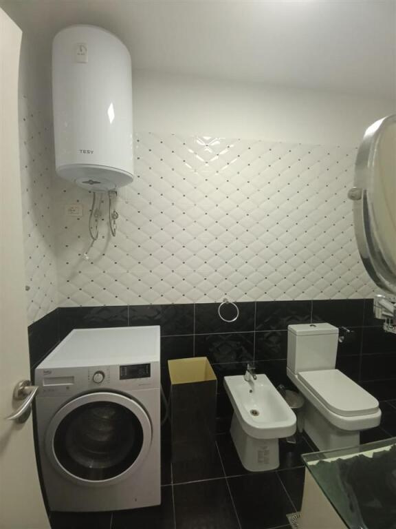 AFFITTASI 1+1 LAGO ASCIUTTO 500 EURO