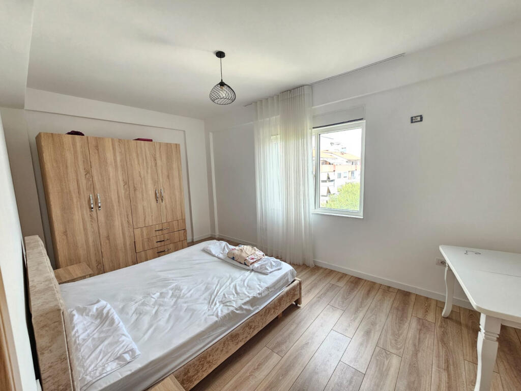 Apartament me Qera 2+1 tek Liqeni i Thate (ID B2201444) Tirane.