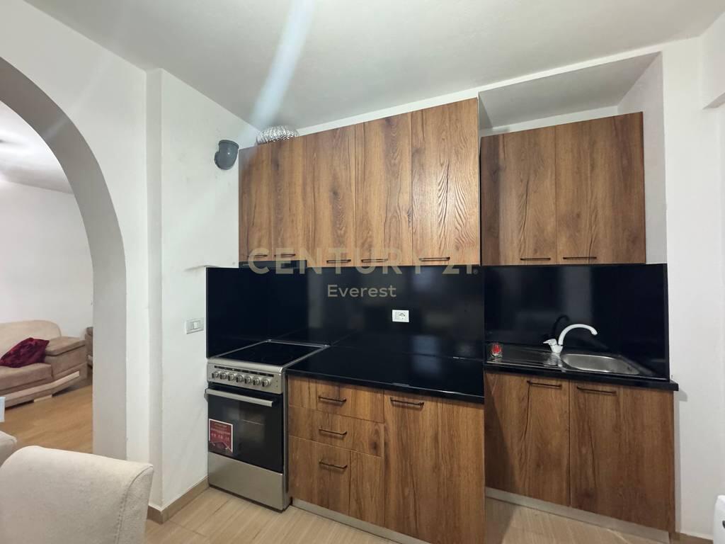 UNITED SCHOOL, WE RENT APARTMENT 1+1!
