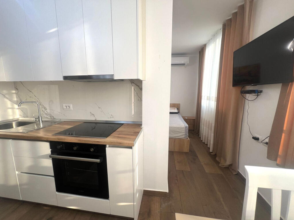 Studio Apartment For Rent at Willson Square (ID BG142) Tirana.