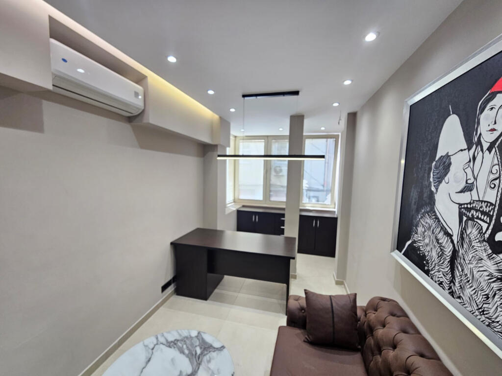 Zyre me Qera ne Myslym Shyri (ID BZ2678) Tirane.