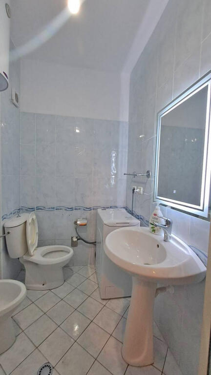 Apartament me Qera 2+1 - Durres, Plazh Hekurudha